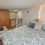 Ginger Apartment