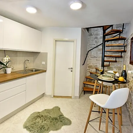 Ginger Apartman Porec