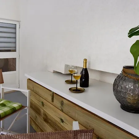 Ginger Apartment